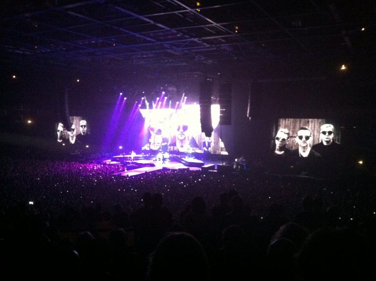 Depeche Mode a démarrésa tournée mondiale à Nice