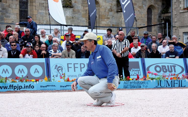 De la pétanque place du palais