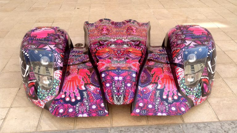 Michel Aubéry s’attaque à l’art-car