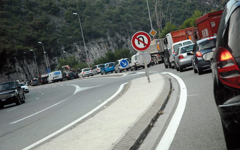 Péages : stop à la hausse !