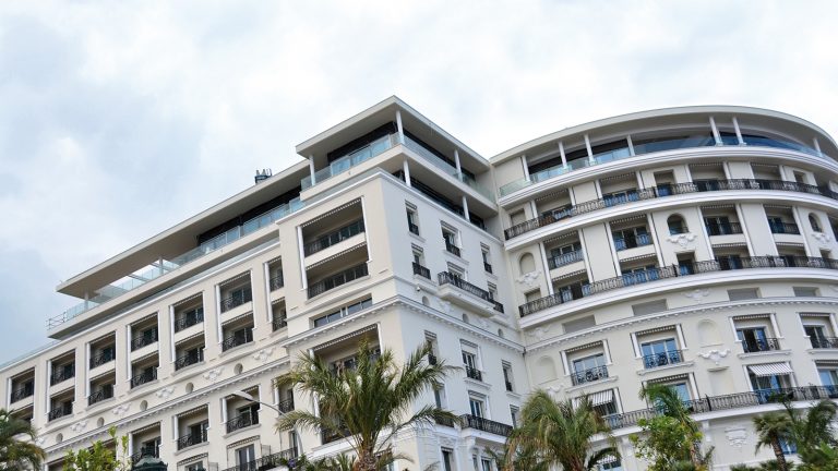 Société des Bains de merEncore une année de pertes 