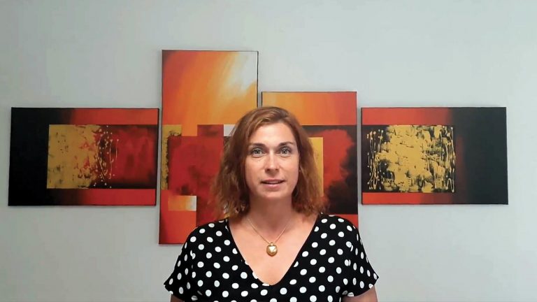 anne-eastwood-egalite-homme-femme-travail