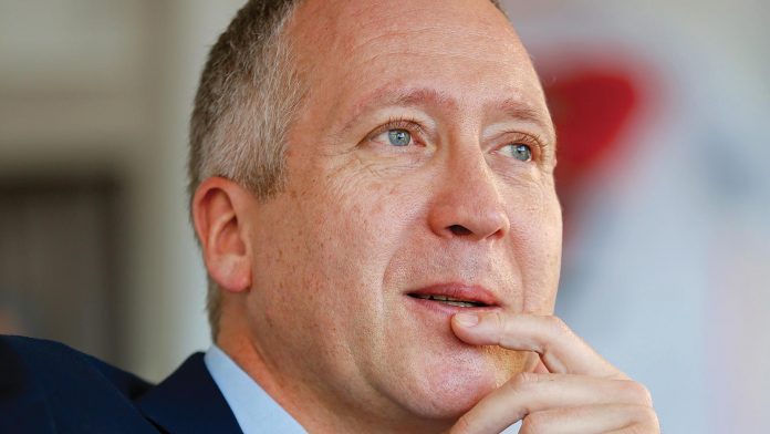 vadim-vasilyev-as-monaco-interview-parisien