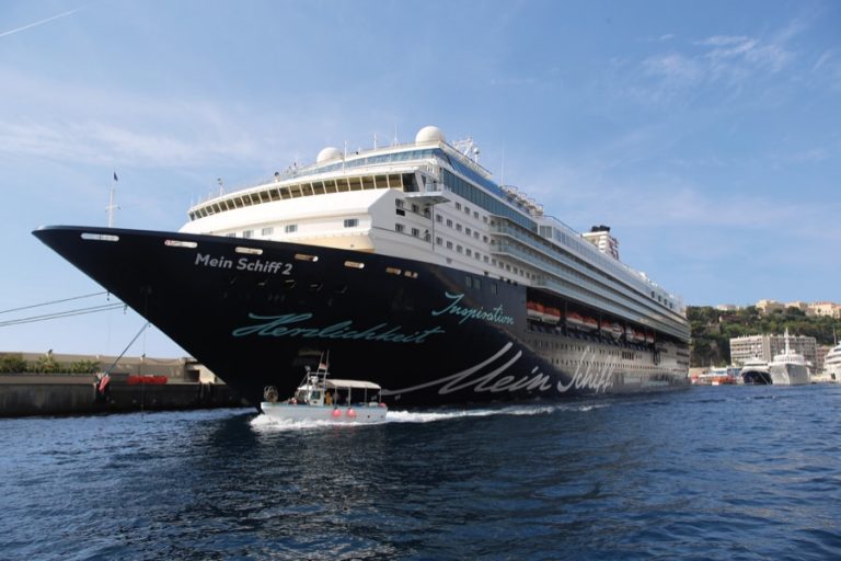 La fin des paquebots géants à Monaco 