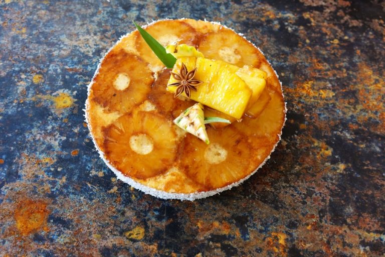 Entremet coco-ananas