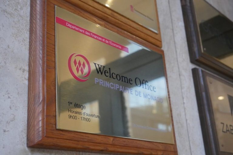 Welcome Office Monaco plaque