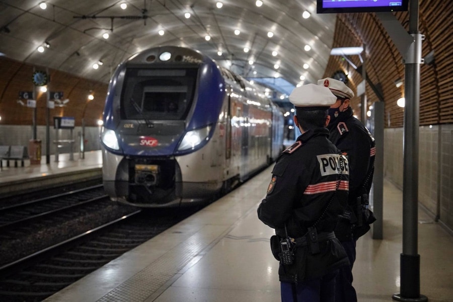 contrôles policiers trains monaco