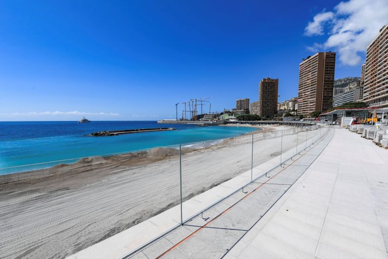 La plage du Larvotto accessible ce samedi 3 juillet à midi