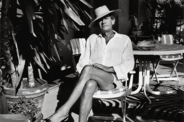 Les clichés provocateurs d’Helmut Newton à la Villa Sauber