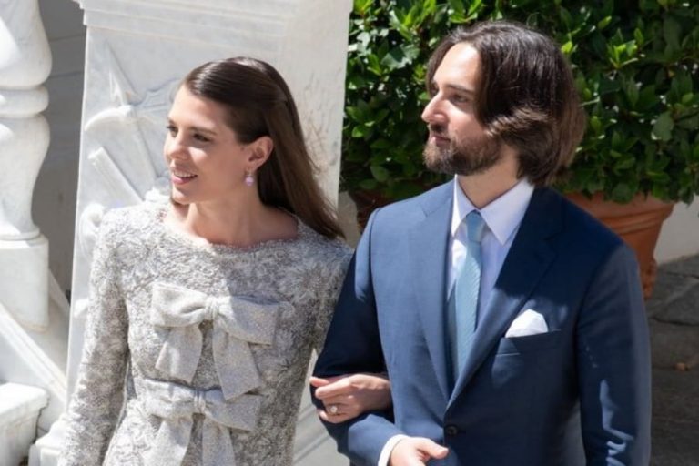 Une partie de la famille princière à l’avant-première du film Les Trois Mousquetaires à Paris 