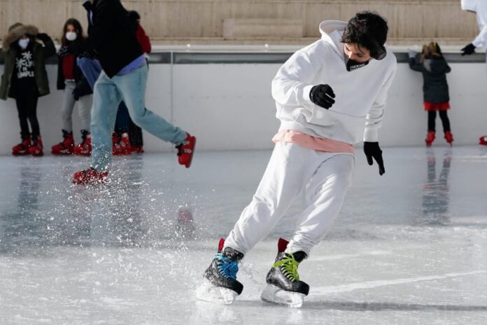 Jeunes activités patinoire