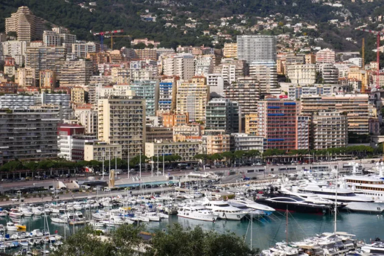 Les secteurs qui recrutent le plus à Monaco 