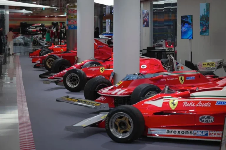 Collection voitures anciennes Prince Albert II Ferrari Monoplace Port Hercule